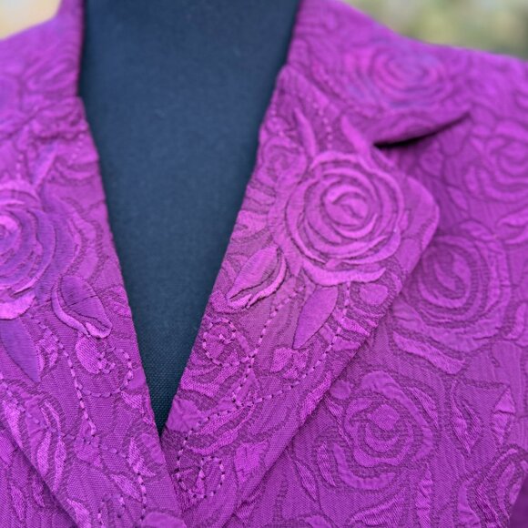 Beautiful Plaza South Plaza Maroon 2 piece Suit- Skirt set  Size 12 - Picture 2 of 5